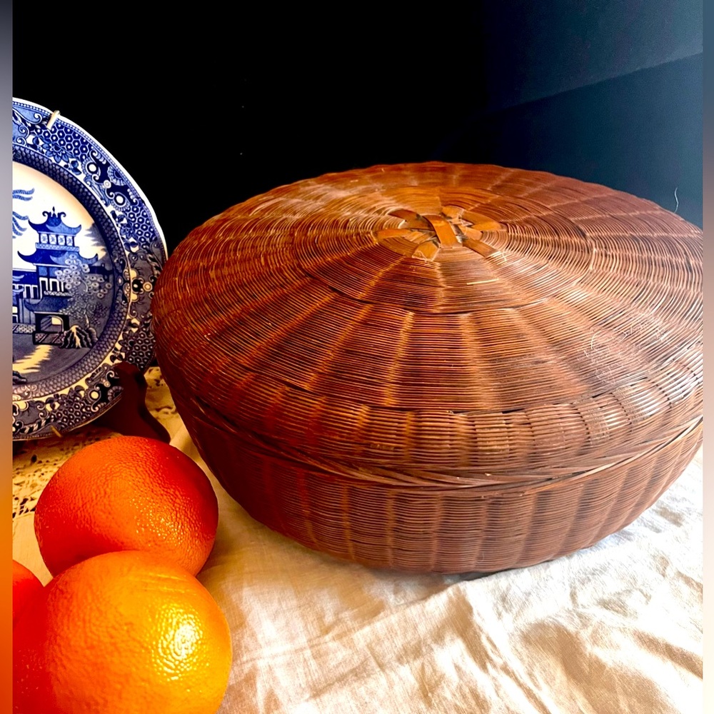 Hand Woven Vintage Covered Basket with Lid